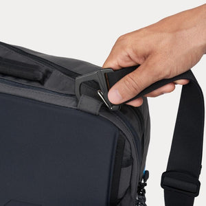 Minaal Shoulder Sling - How to connect